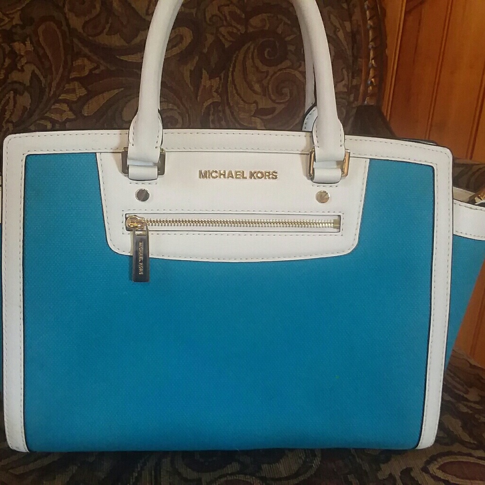 Michael Kors Studio medium blue Selma handbag